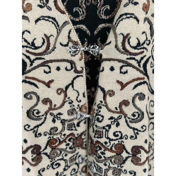 PERUVIAN 100% ALPACE Knitted Cardigan Embroidered Metal Clasp Beige Scroll Desig - Picture 5 of 8